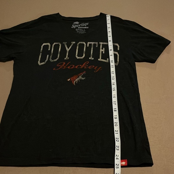 Coyotes Hockey Arizona Women’s T Shirt - Size S - Picture 6 of 7